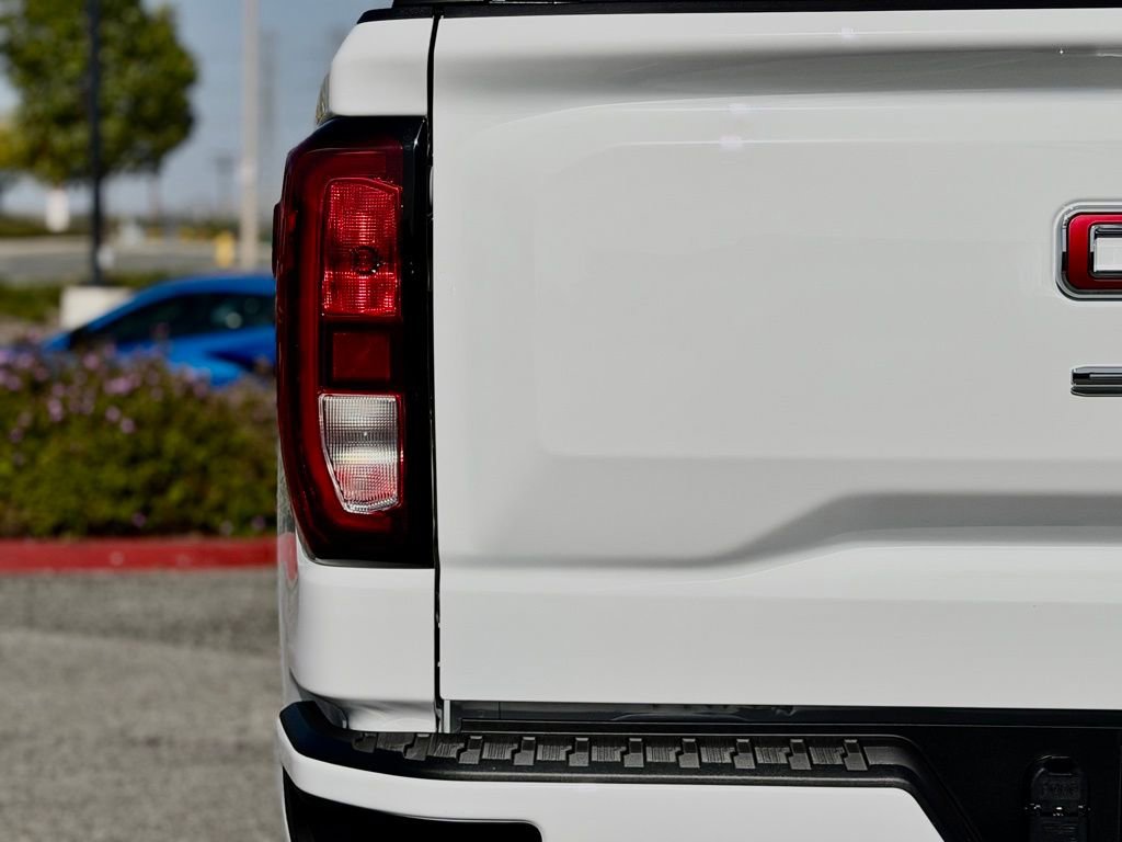 Used 2026 GMC Sierra 1500 Pro w/ Graphite Edition RWD image 11