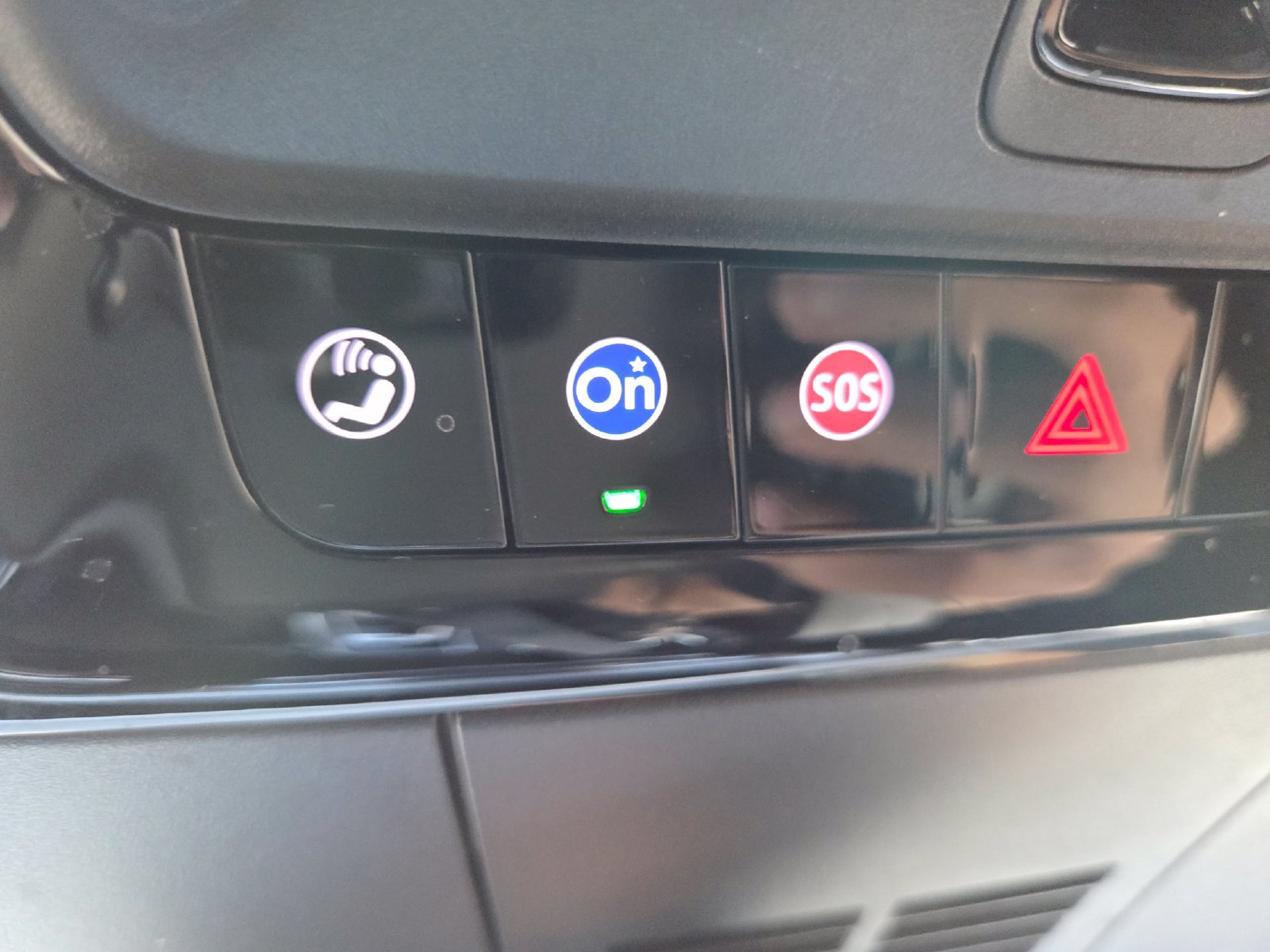 Certified 2024 Cadillac Lyriq Sport AWD/4WD image 15