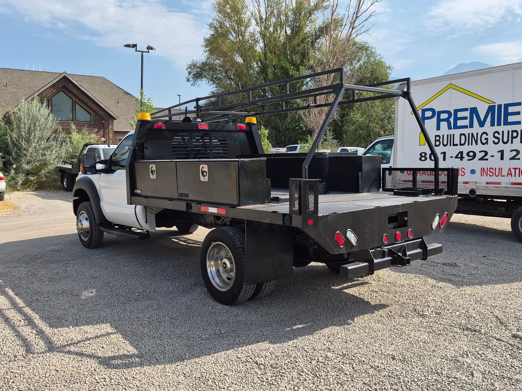 Used 2016 Ford F550 4x4 Regular Cab Super Duty image 5