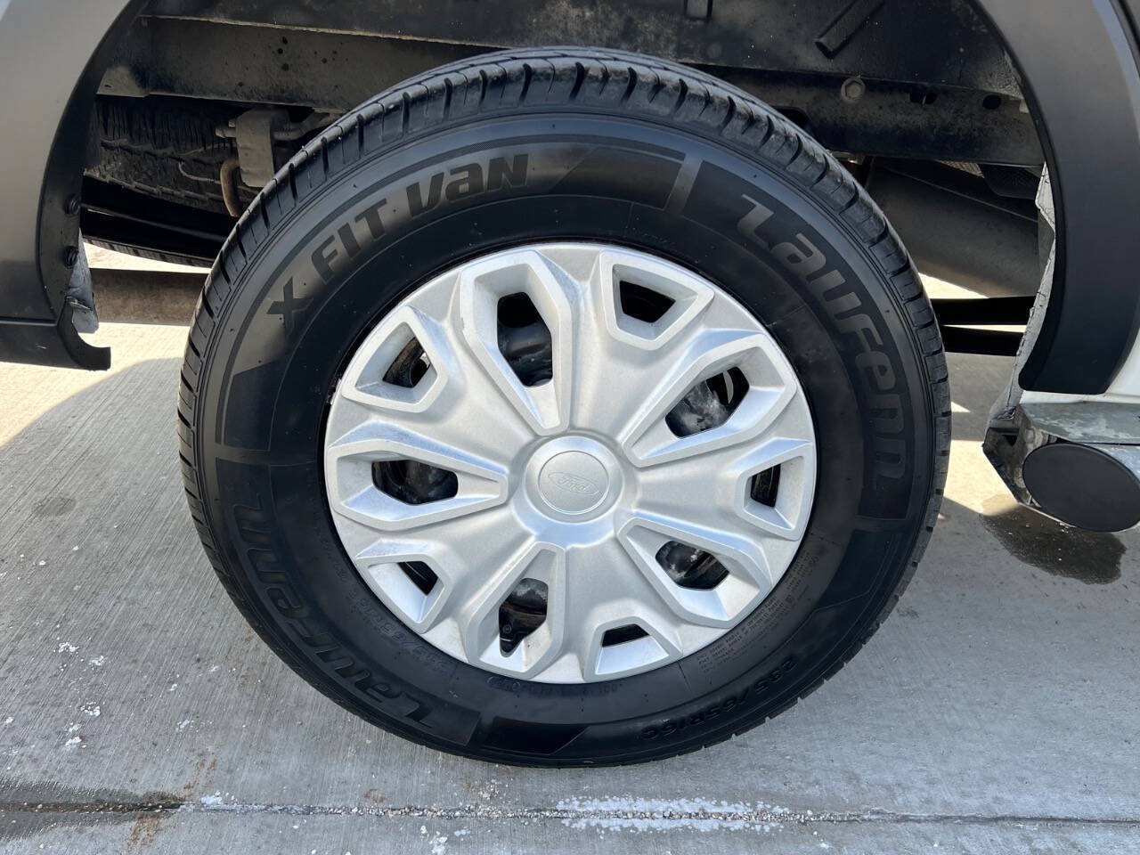 Used 2021 Ford Transit 250 Low Roof w/ Exterior Upgrade Package RWD image 16
