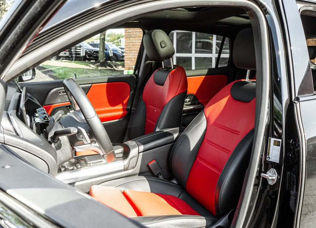 Used 2022 Mercedes-Benz GLA 250 4MATIC image 6