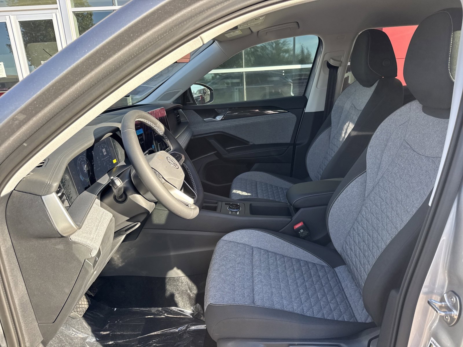 New 2026 Volkswagen Tiguan S FWD image 8