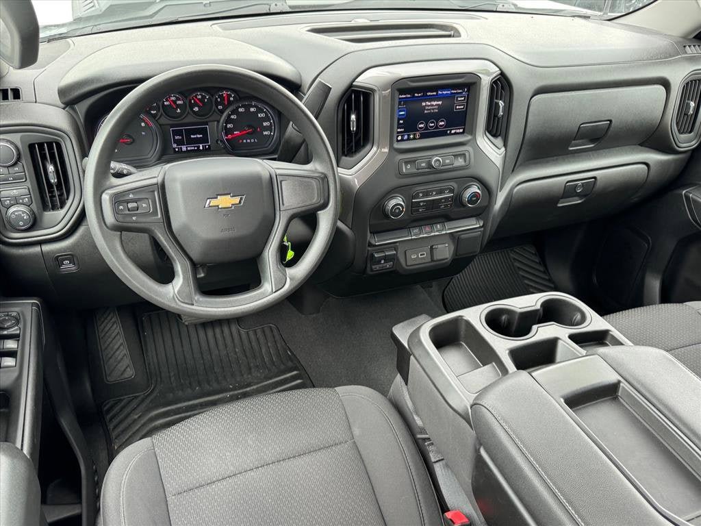 Used 2022 Chevrolet Silverado 2500 Custom w/ Custom Convenience Package AWD/4WD image 15