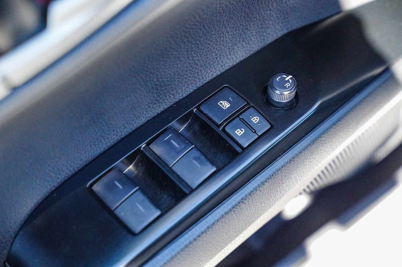 Certified 2025 Toyota Camry SE w/ Convenience Package image 21