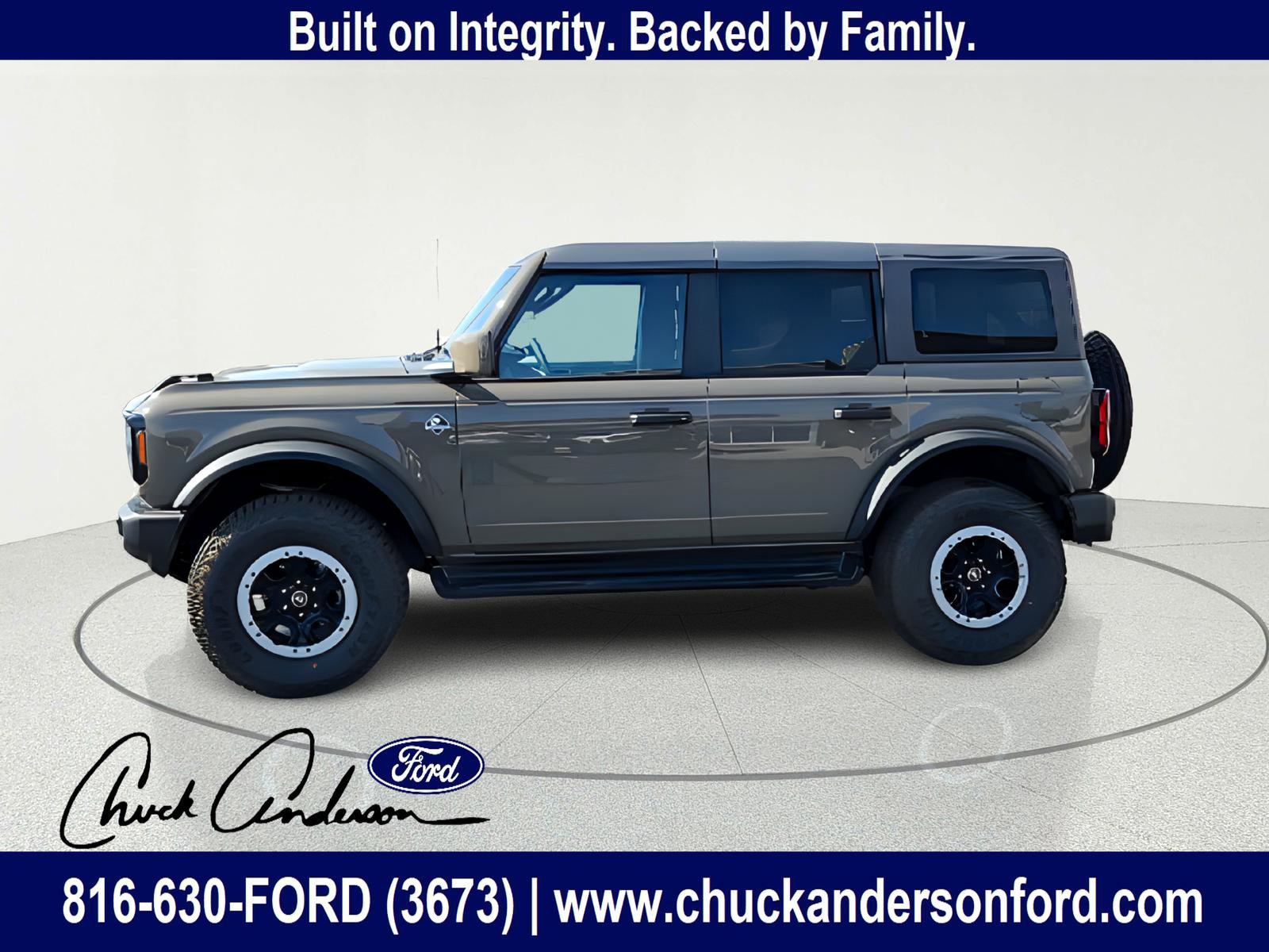 New 2026 Ford Bronco Outer Banks w/ Sasquatch Package AWD/4WD image 4