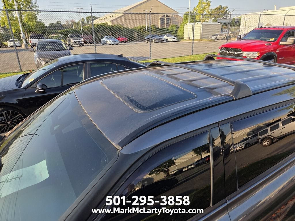 Used 2022 Toyota Highlander XSE FWD image 8