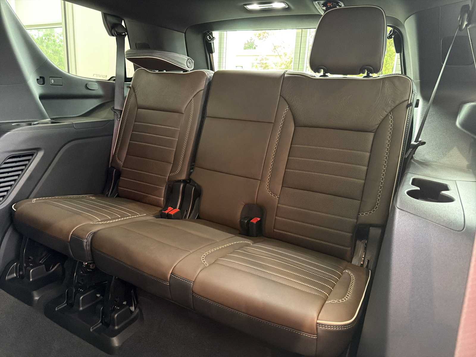 New 2026 GMC Yukon Denali Ultimate AWD/4WD image 20