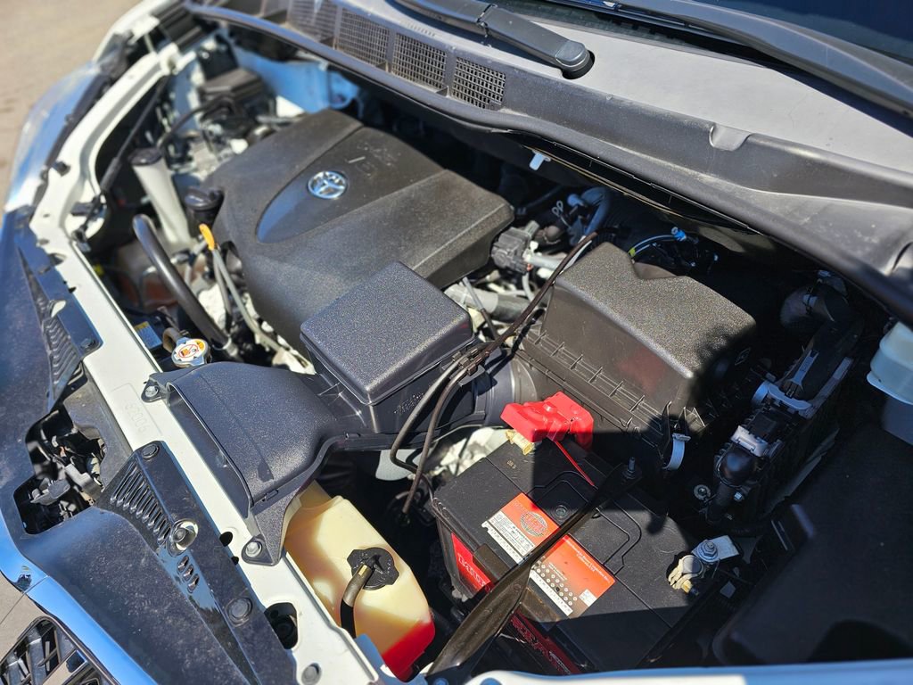 Used 2019 Toyota Sienna XLE w/ XLE Navigation Package image 62