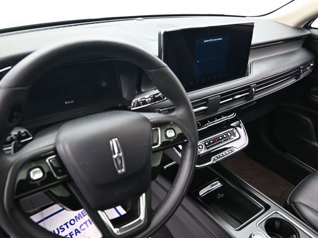 Used 2024 Lincoln Corsair FWD w/ Equipment Group 101A image 23