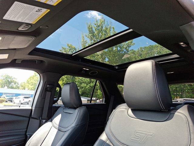 Used 2021 Ford Explorer ST w/ Equipment Group 401A image 19