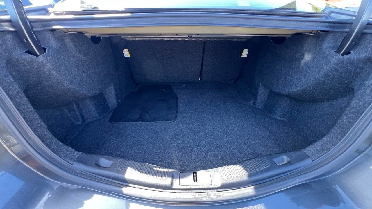 Used 2017 Ford Fusion SE image 28