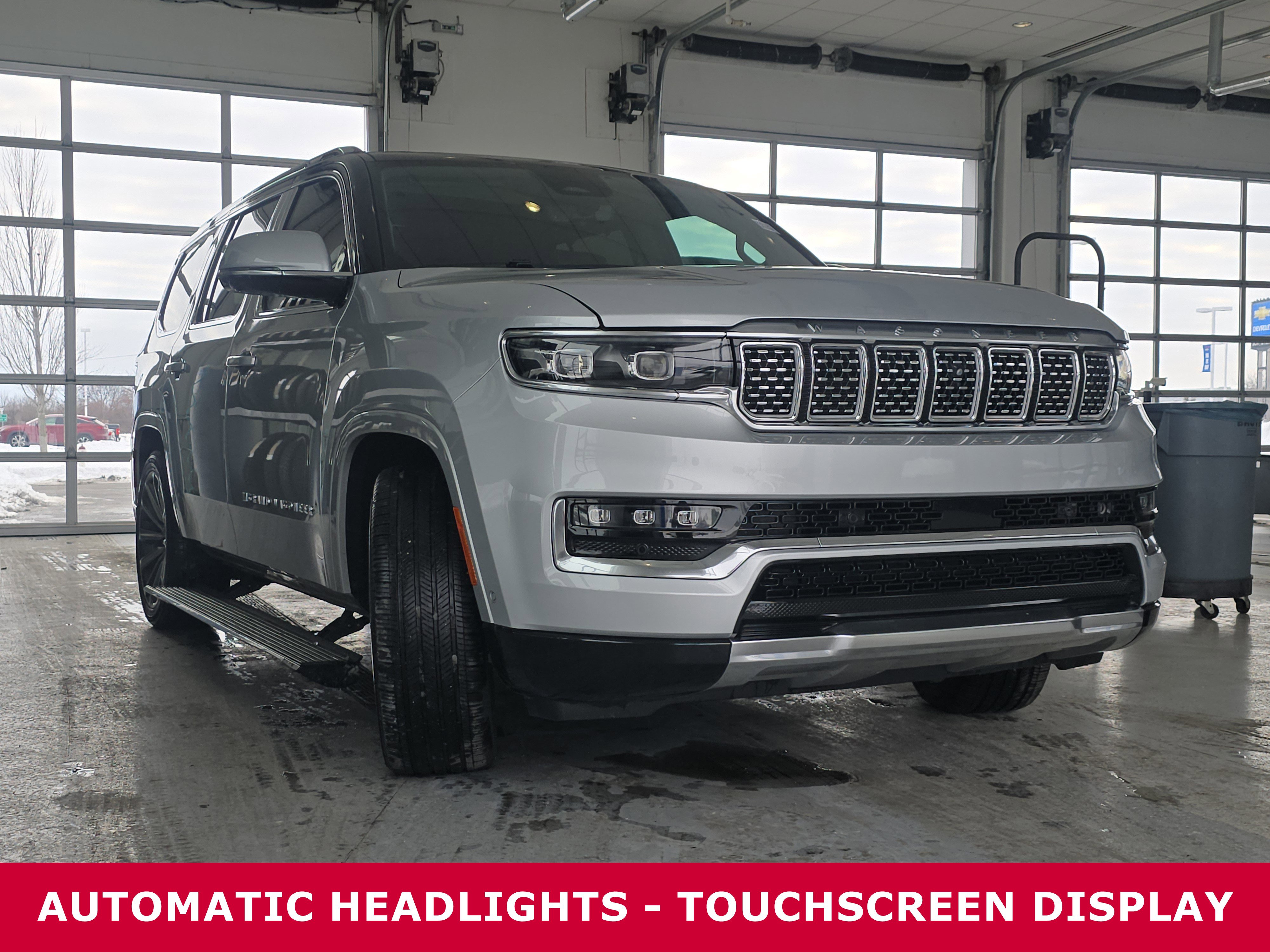 Used 2022 Jeep Grand Wagoneer Series II w/ Convenience Group III image 3