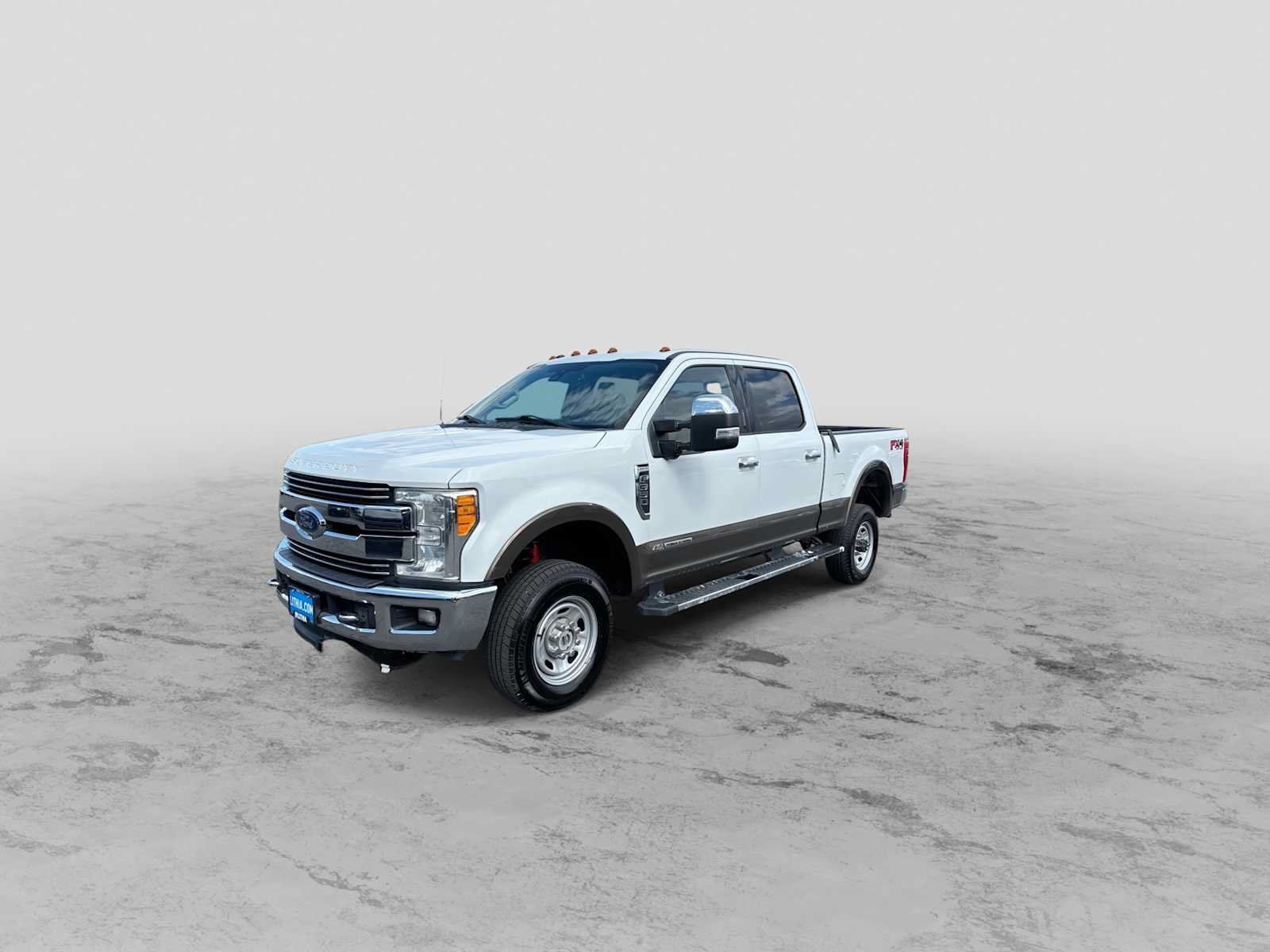 Used 2017 Ford F350 Lariat w/ Lariat Ultimate Package AWD/4WD image 4