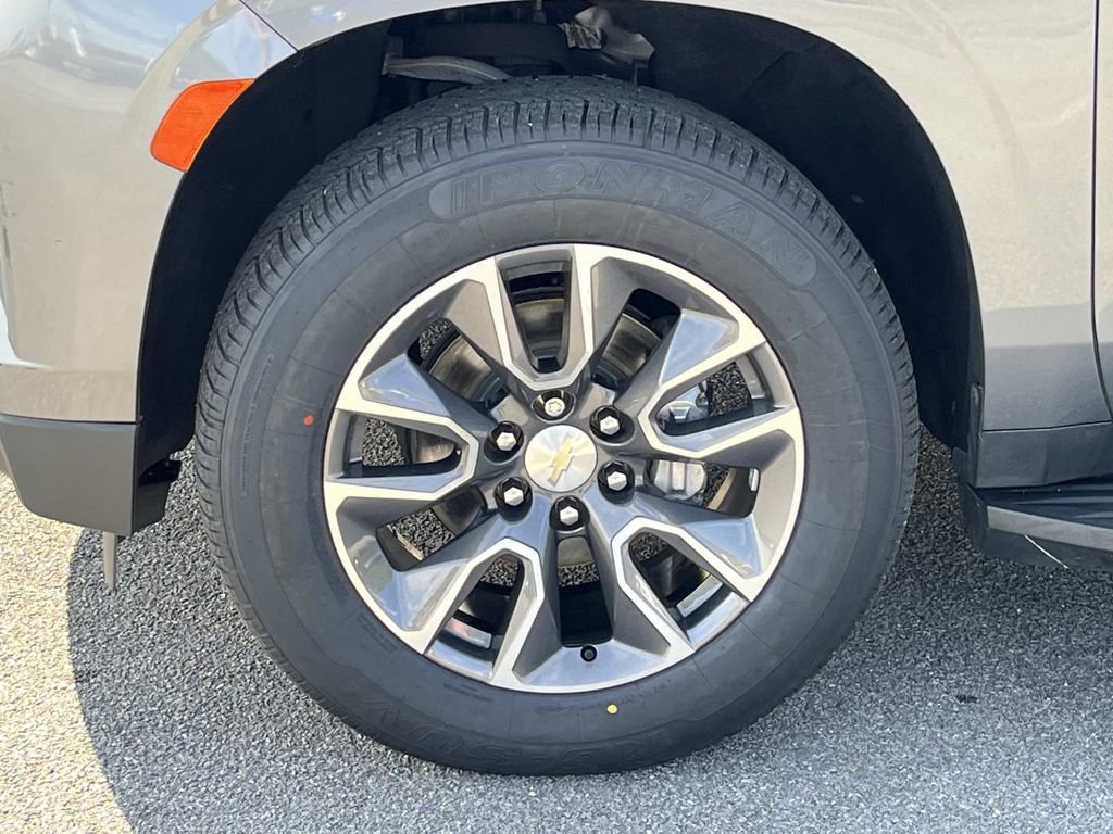 Used 2021 Chevrolet Tahoe LT w/ Rear Media and Nav Package image 11