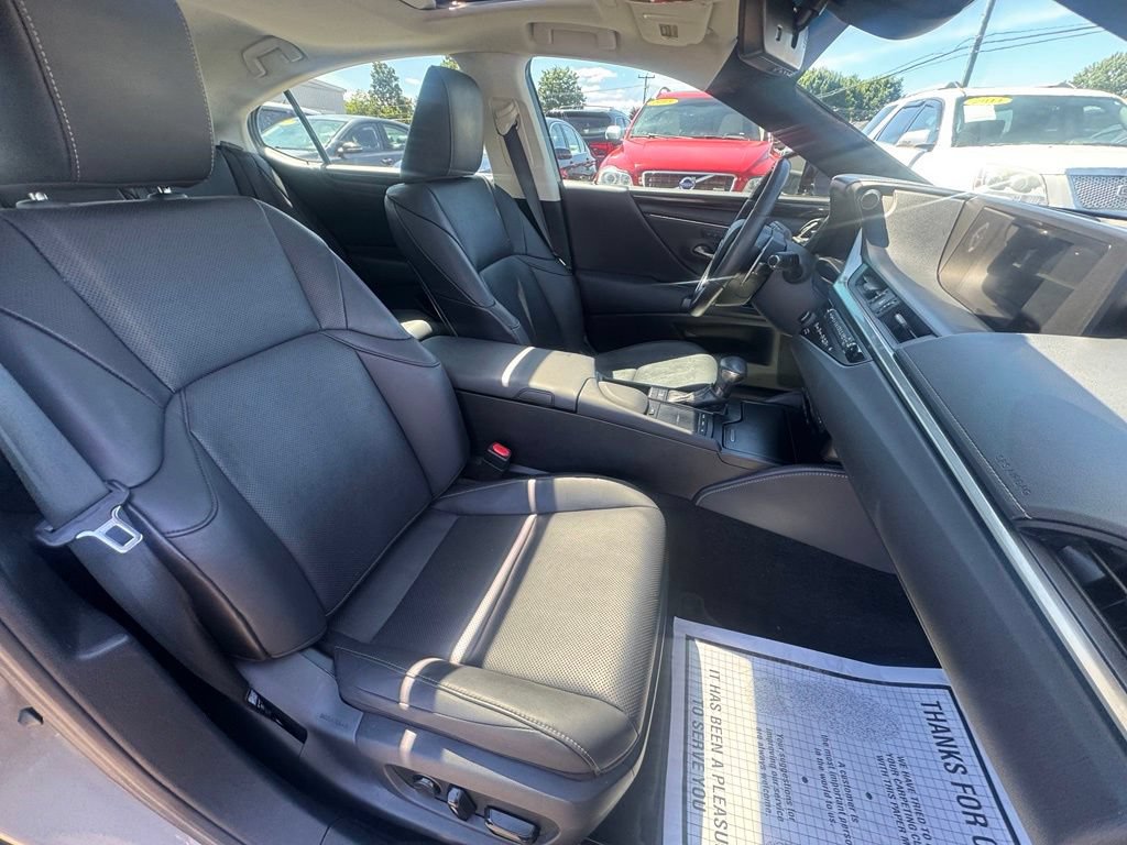 Used 2020 Lexus ES 350 w/ Premium Package FWD image 21