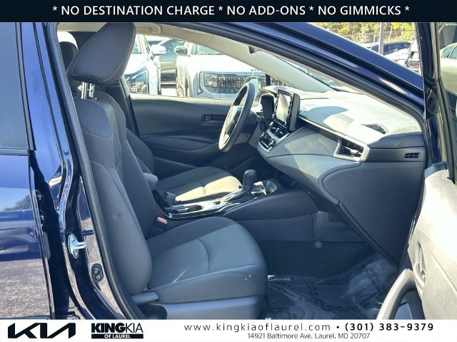 Used 2022 Toyota Corolla LE FWD image 16