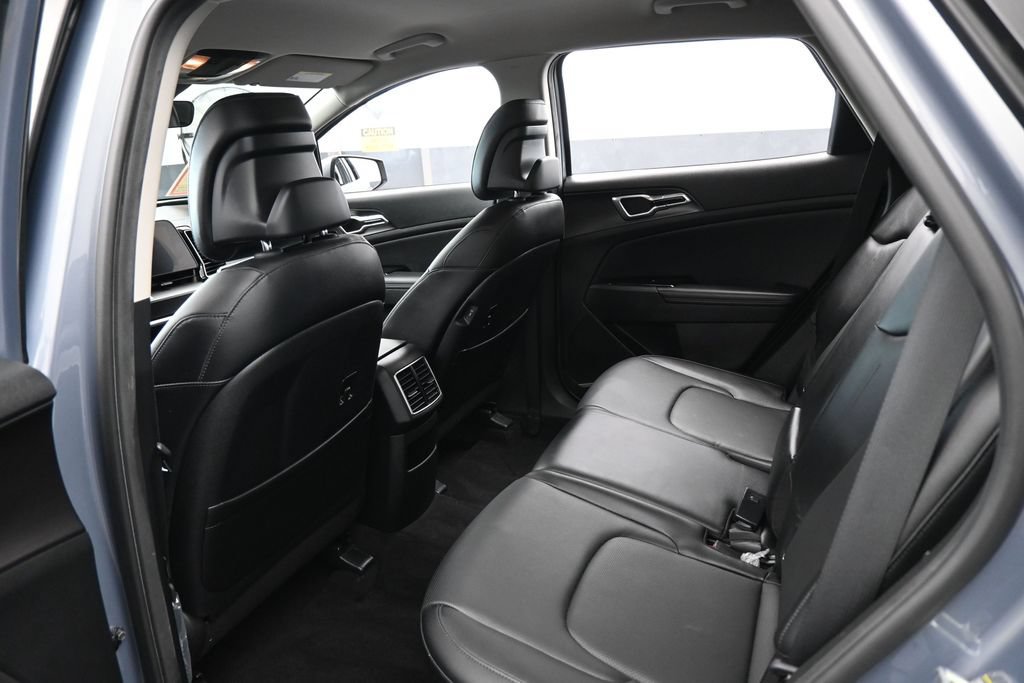 Used 2023 Kia Sportage EX FWD image 36