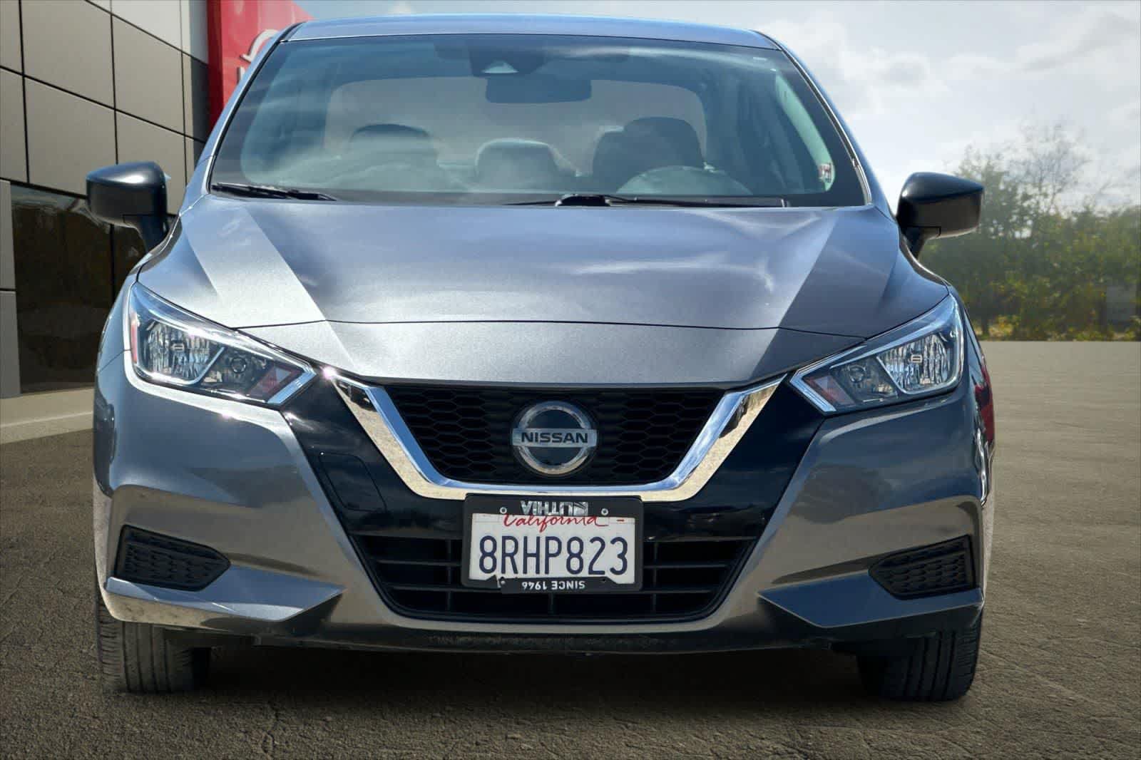 Used 2020 Nissan Versa S FWD image 11