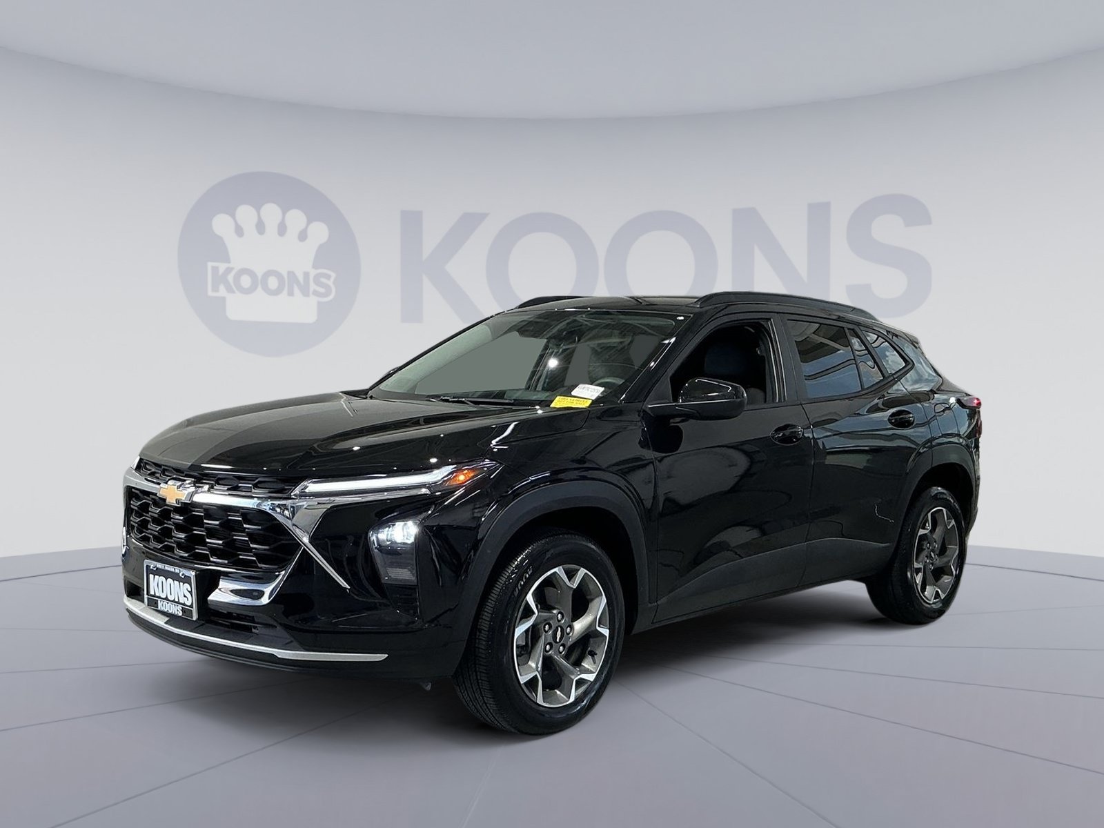 Used 2024 Chevrolet Trax LT FWD image 1
