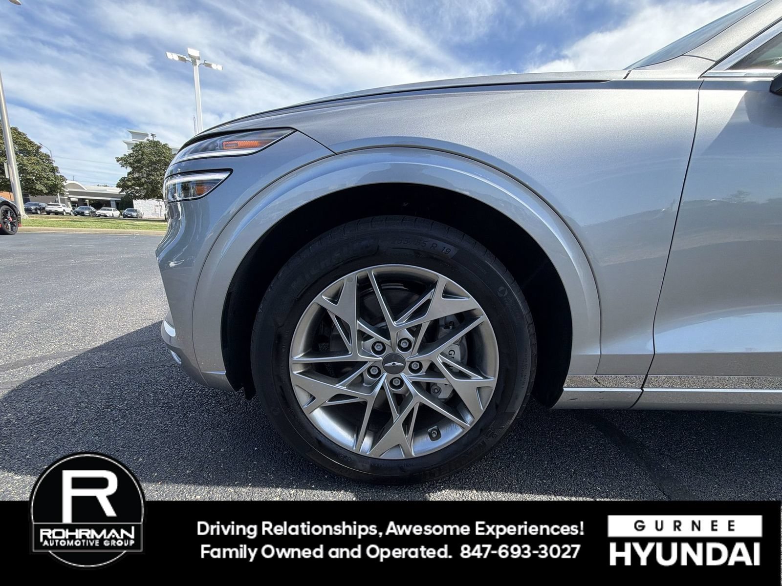 Used 2025 Genesis GV70 2.5T AWD/4WD image 11