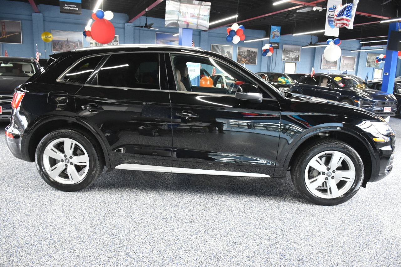 Used 2018 Audi Q5 2.0T Premium image 3