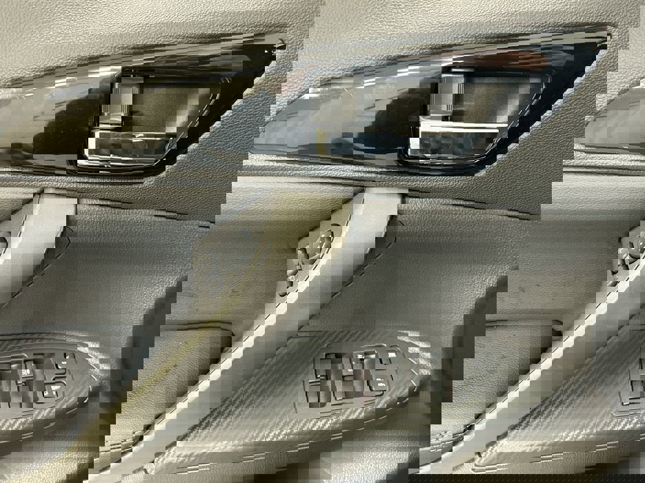 New 2026 Mitsubishi Eclipse Cross Black Edition image 13