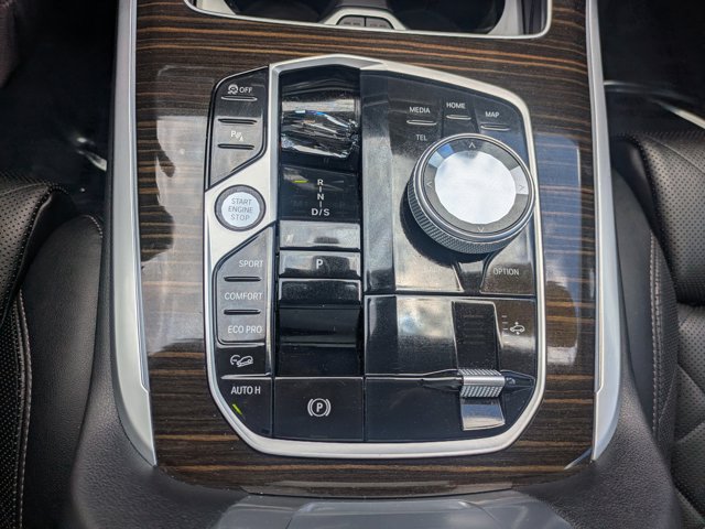 Used 2024 BMW X7 xDrive40i w/ Executive Package AWD/4WD image 28