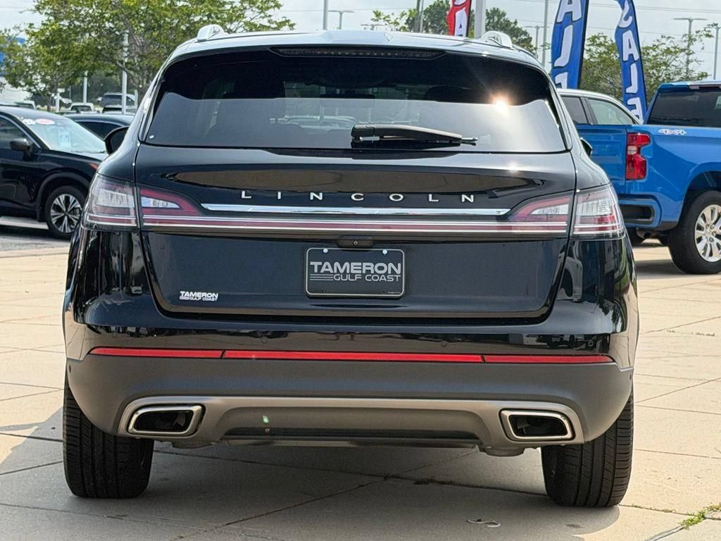 Used 2023 Lincoln Nautilus Reserve w/ Equipment Group 201A FWD image 5
