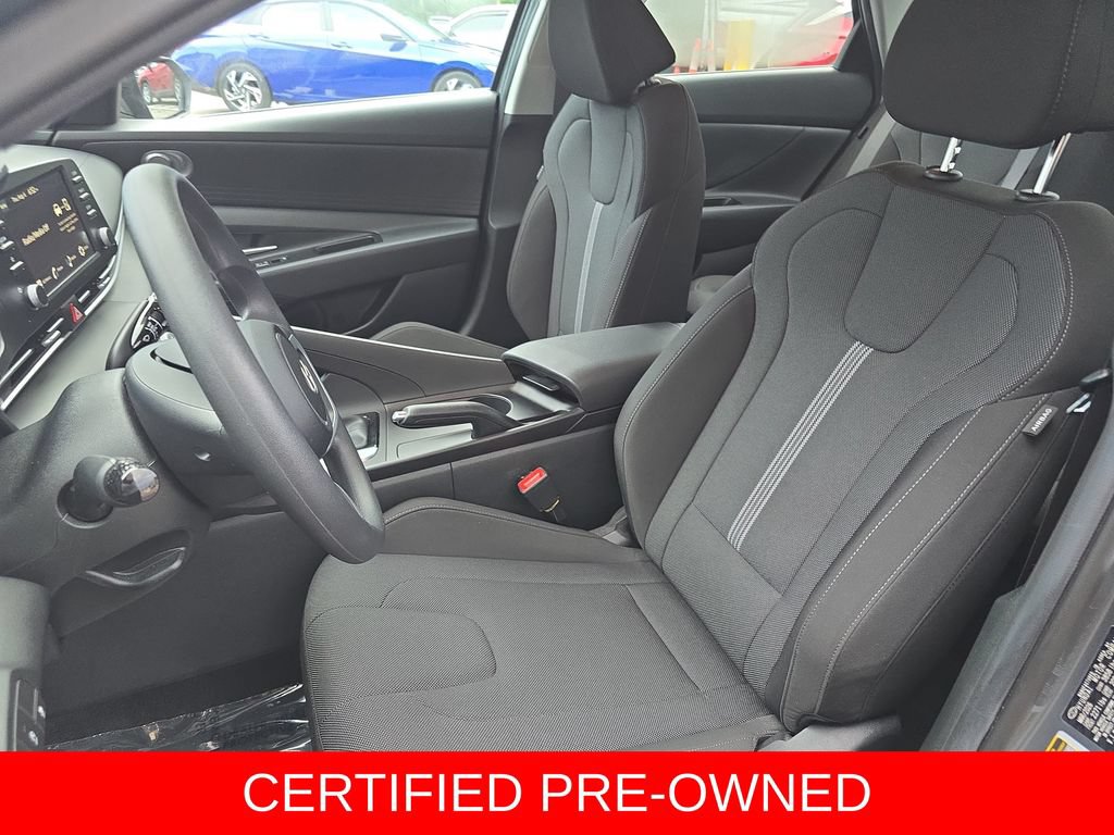 Certified 2026 Hyundai Elantra SE FWD image 15