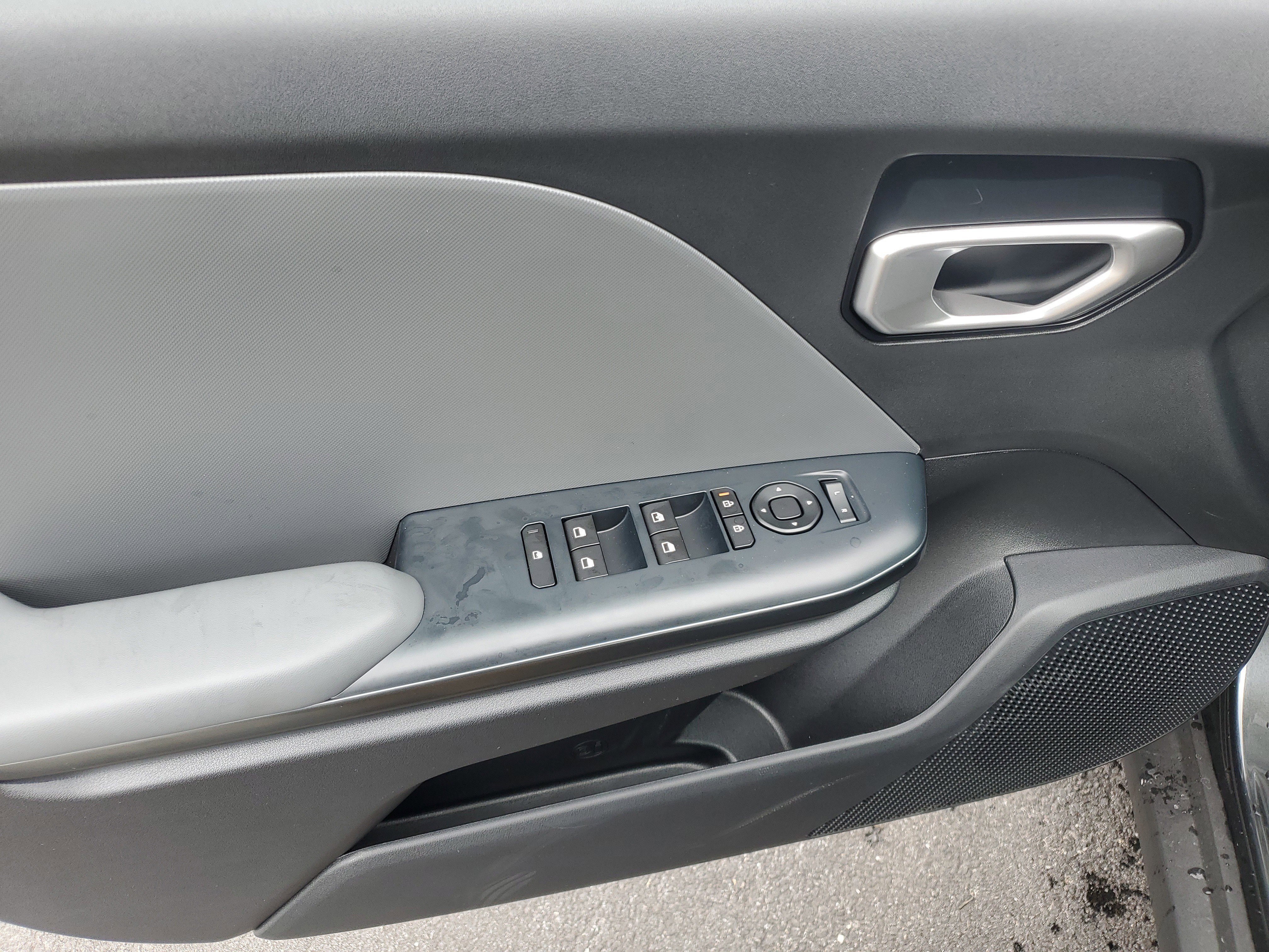 New 2025 Kia K4 LX image 20