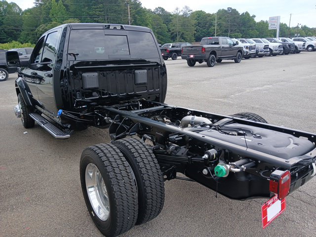 New 2026 RAM 5500 4x4 Crew Cab w/ Laramie Trim Package image 5