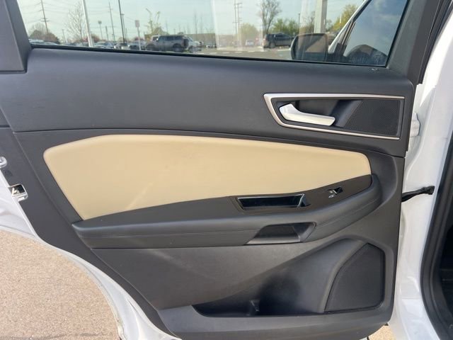Used 2020 Ford Edge SEL w/ Convenience Package AWD/4WD image 15