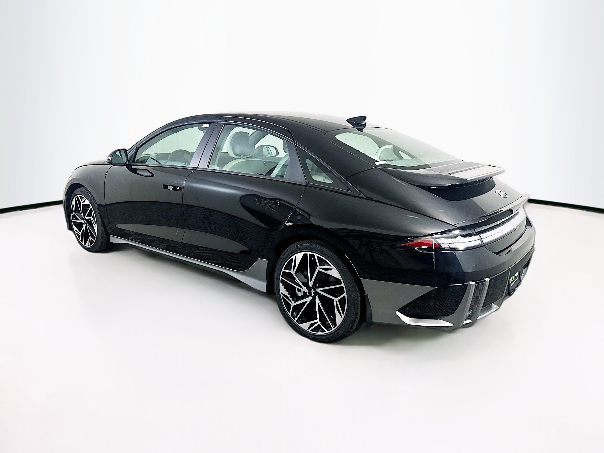 Used 2023 Hyundai Ioniq 6 SEL RWD image 5