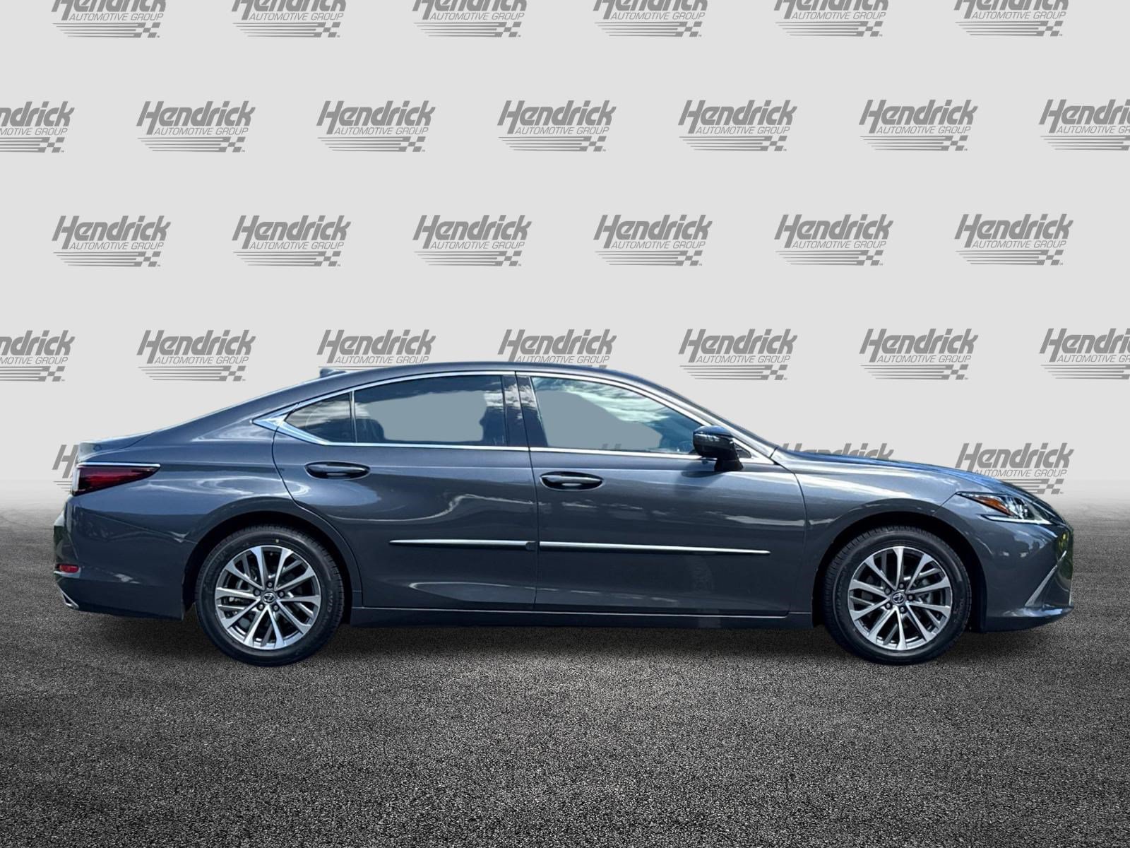Certified 2023 Lexus ES 350 w/ Accessory Package (Z2) FWD image 3