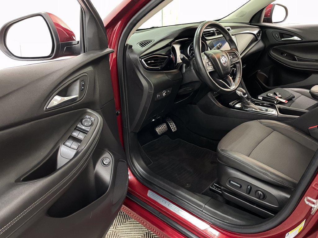 Used 2023 Buick Encore GX Select w/ Sport Touring Package FWD image 20