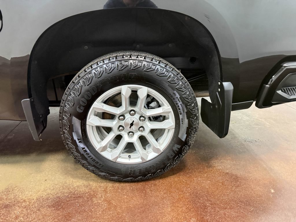 Used 2024 Chevrolet Silverado 1500 RST w/ Z71 Off-Road Package image 87