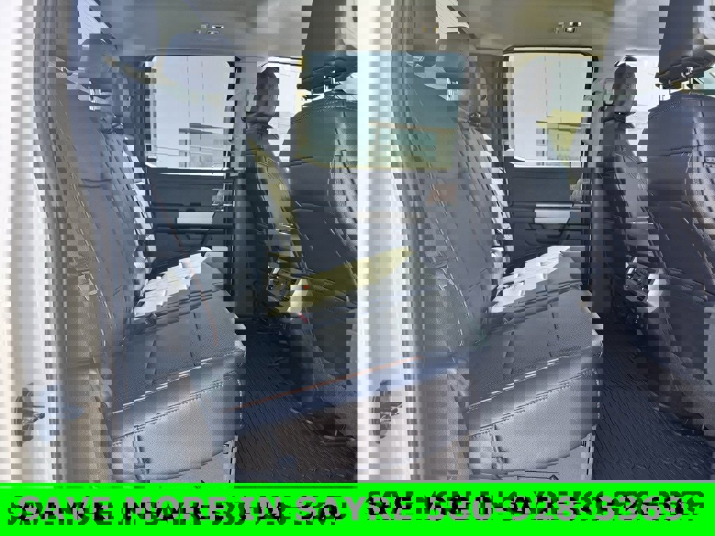 New 2025 Ford F250 Lariat w/ Chrome Package image 16