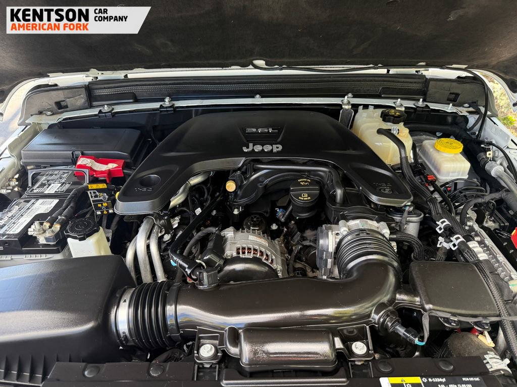 Used 2020 Jeep Wrangler Unlimited Sport image 33