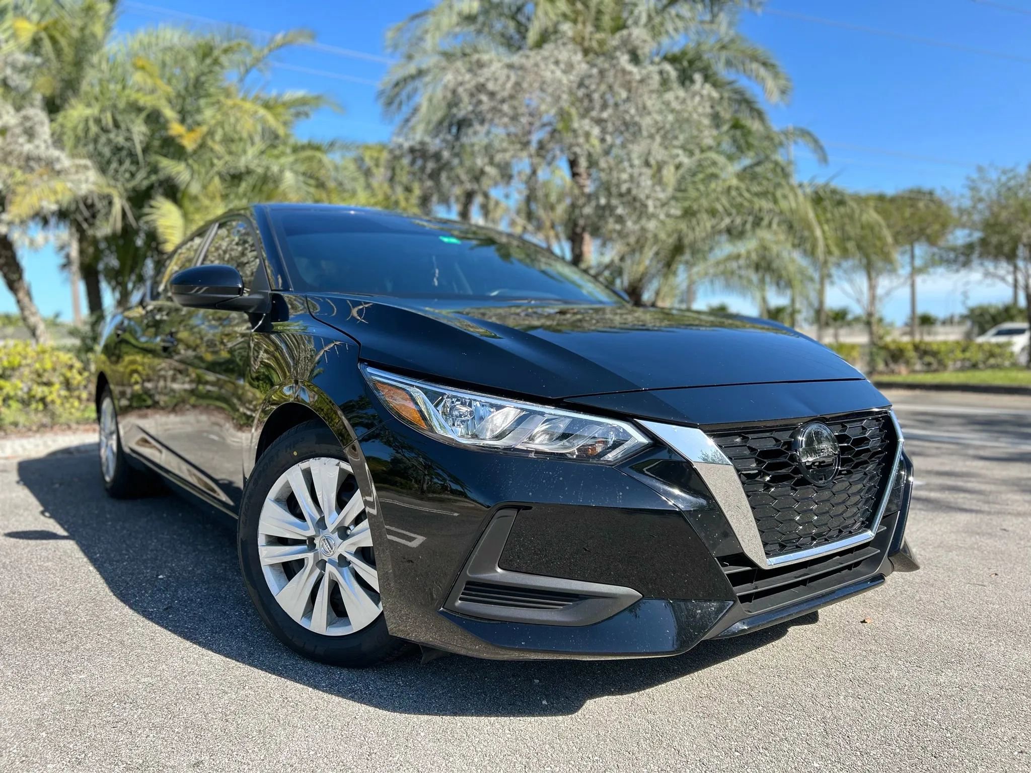 Used 2023 Nissan Sentra S image 1