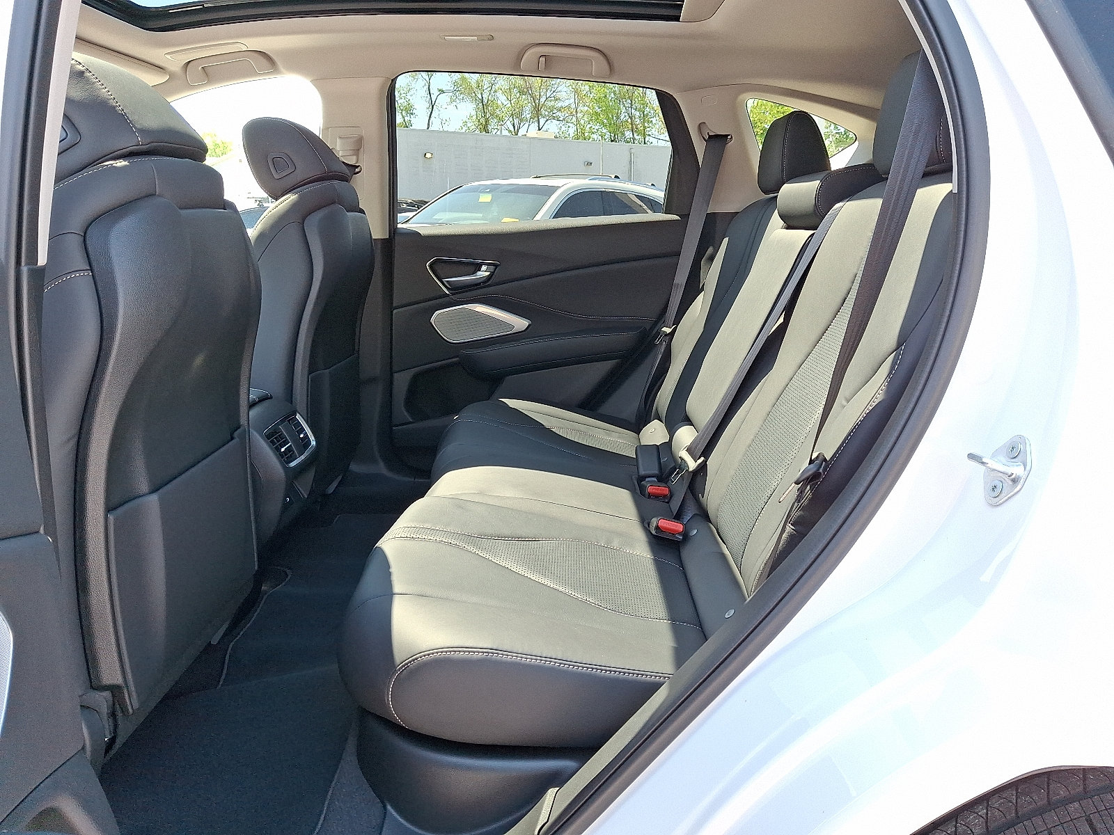 New 2026 Acura RDX w/ Technology Package AWD/4WD image 6