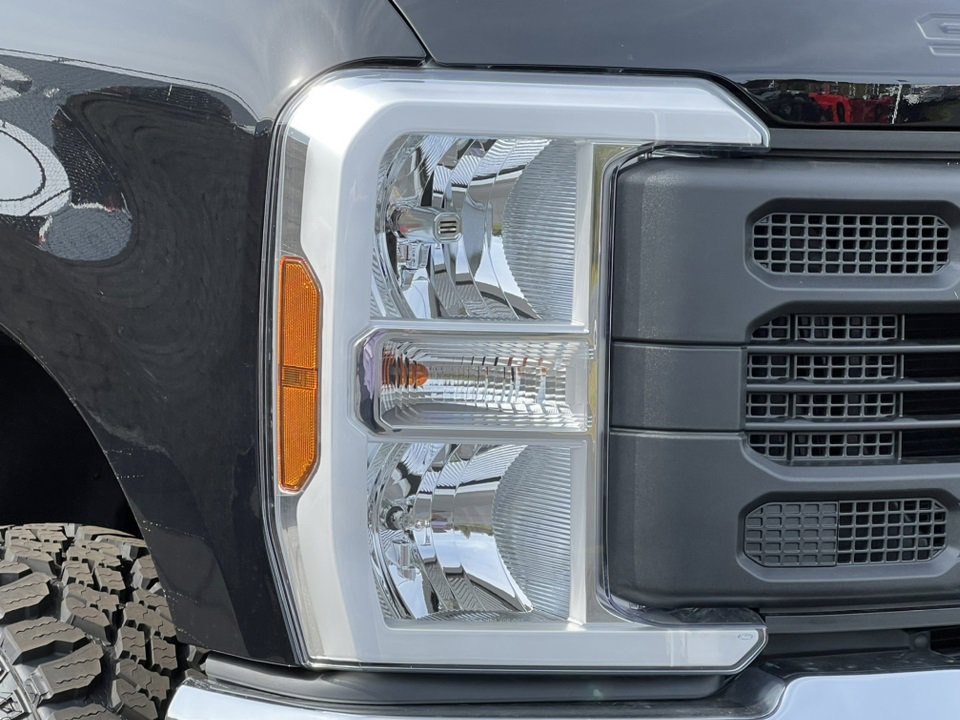 New 2026 Ford F350 4x4 SuperCab Super Duty image 35