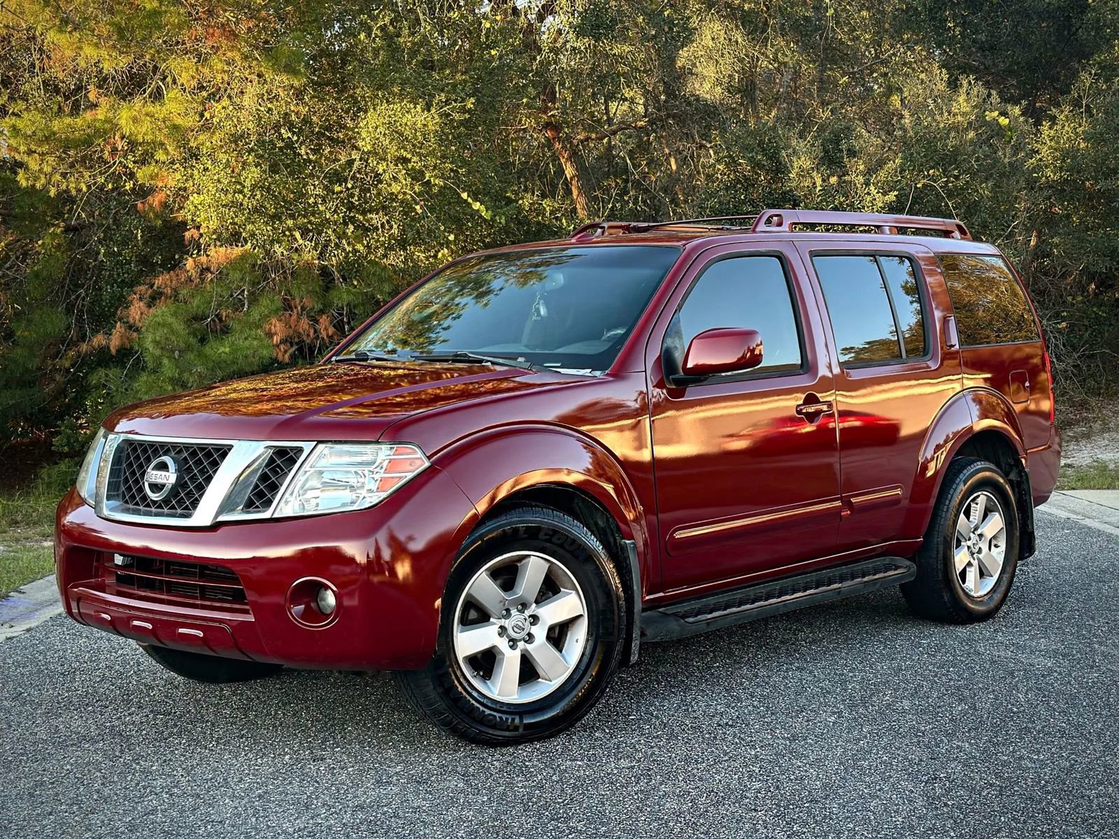 Used 2008 Nissan Pathfinder SE w/ Leather Pkg