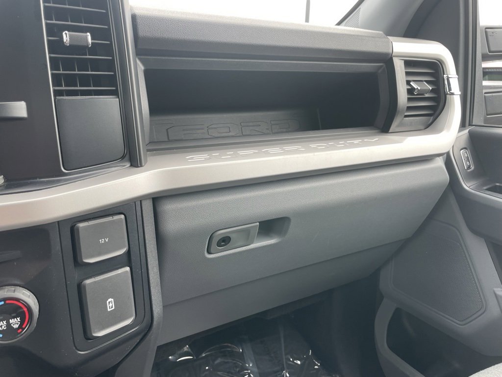 Used 2024 Ford F250 XL w/ STX Appearance Package image 48