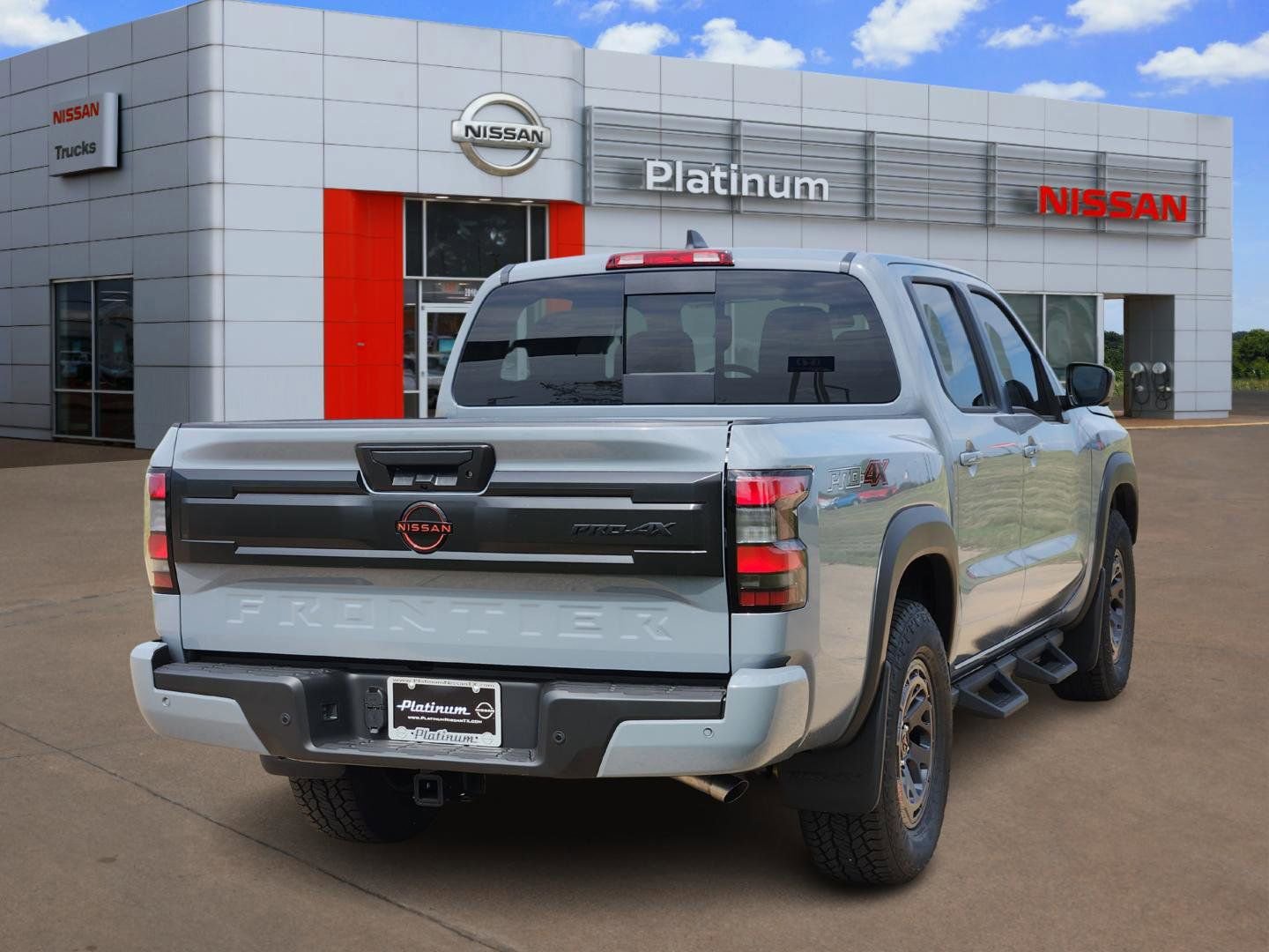 New 2026 Nissan Frontier PRO-4X w/ Pro-4x Convenience Package image 4