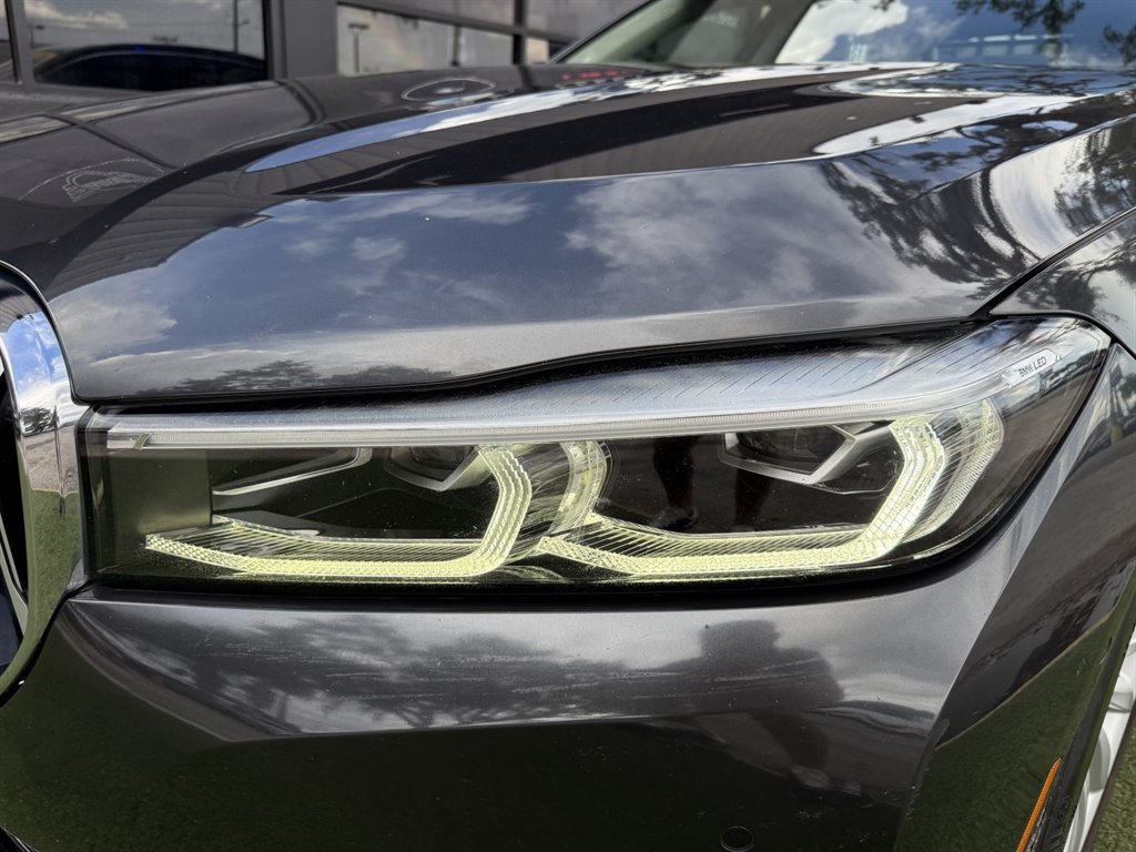 Used 2022 BMW 740i RWD image 10