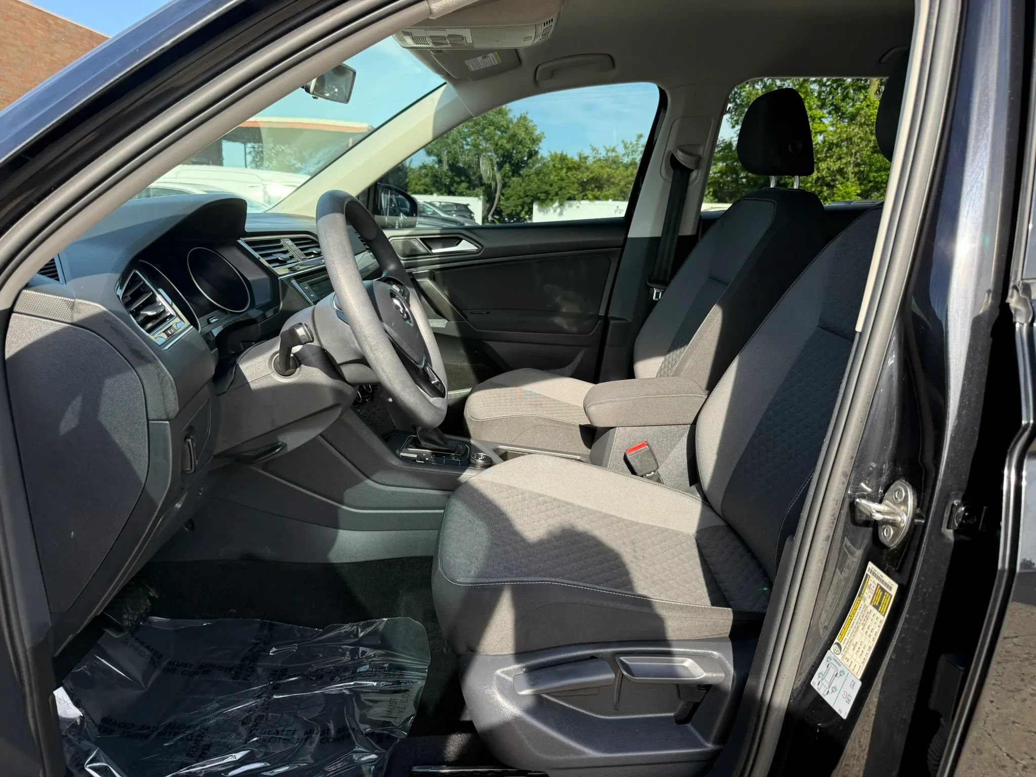 Used 2021 Volkswagen Tiguan S AWD/4WD image 19