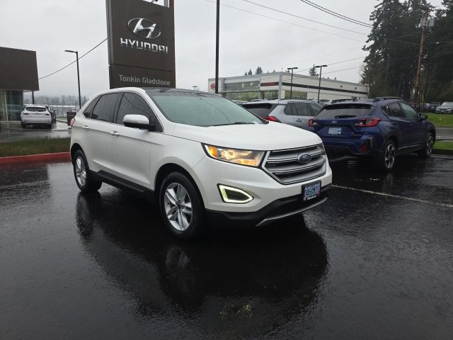 Used 2015 Ford Edge SEL w/ Equipment Group 201A image 2