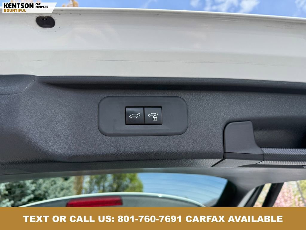 Used 2025 Toyota Grand Highlander AWD image 36