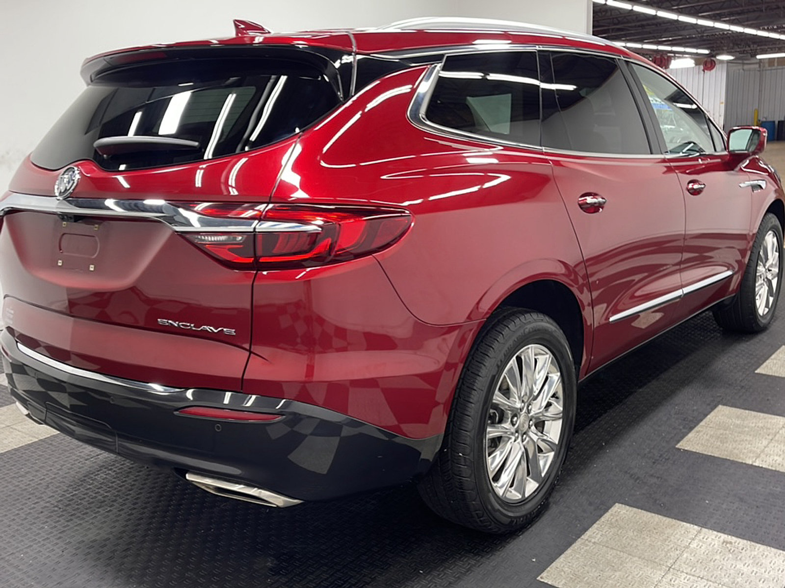 Used 2019 Buick Enclave Premium w/ Trailering Package, 5000 lbs. FWD image 18