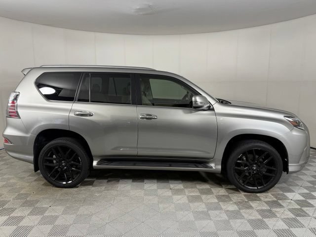 Used 2020 Lexus GX 460 Premium w/ Premium Package AWD/4WD image 9